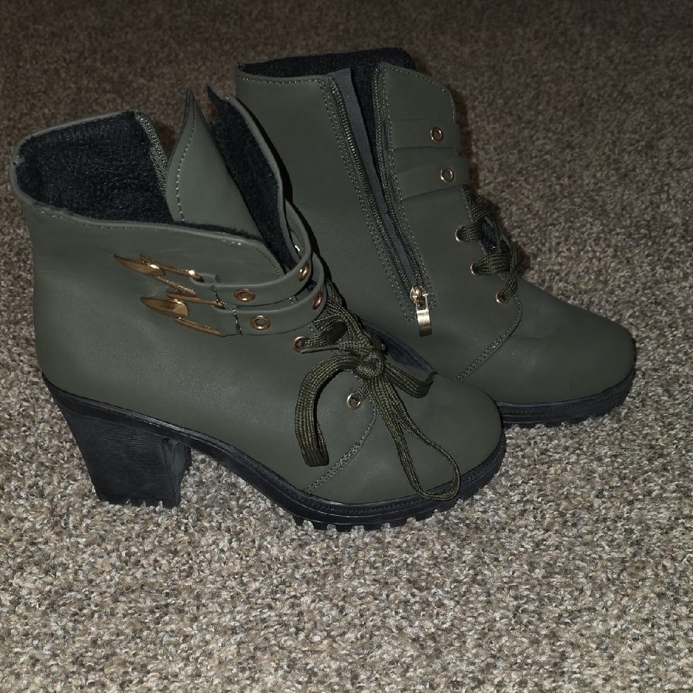 Green Heel Boots